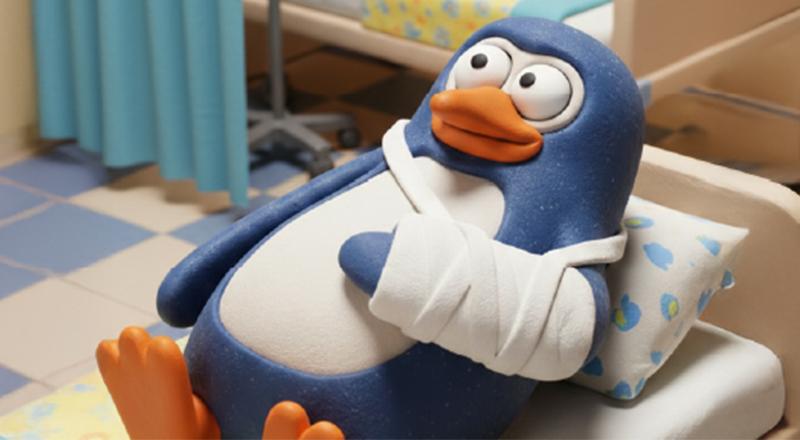 Penguin in hospital broken arm